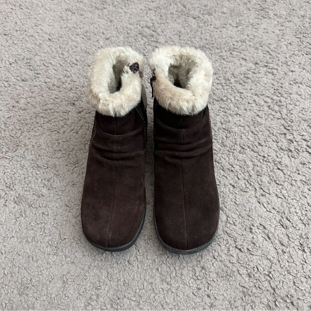 Bare Traps Leanna Faux Fur Trim Brown Leather Suede Ankle Boots